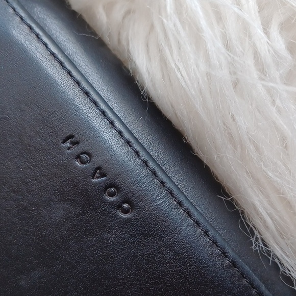 Coach leather wallet - Picture 2 of 16